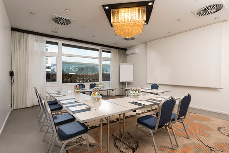 Wyndham Hotel Stuttgart Airport Messe meeting room