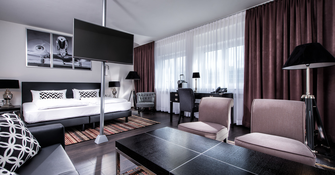Wyndham Stuttgart Airport Messe Park Sleep Fly www.wyndhamstuttgartairport.com