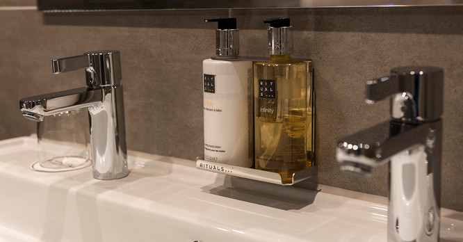 Wyndham Hotel Stuttgart Airport Messe bathroom